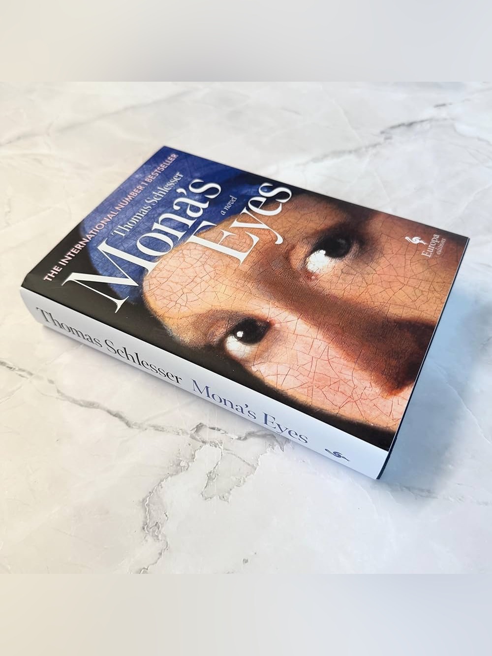 Mona's Eyes by Thomas Schlesser (Hardcover)